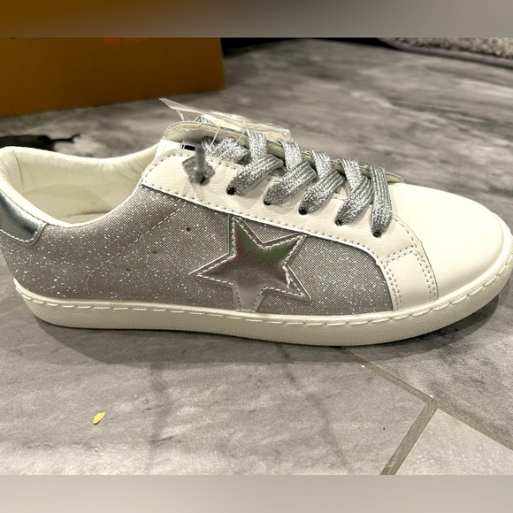 NWT Vintage Havana sneakers size 7 - Picture 4 of 9